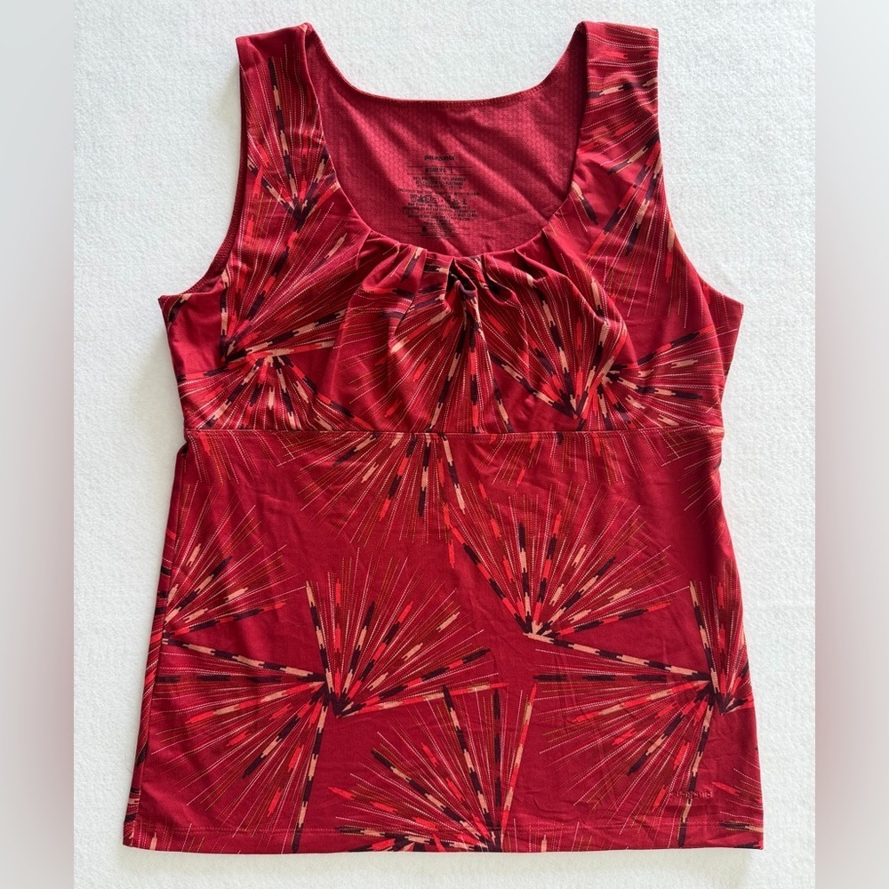 Patagonia Red Fireworks Burst-Print Sleeveless Workout Tank Top- Size L - Picture 5 of 7